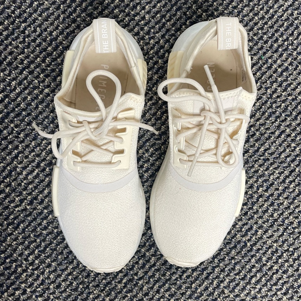 Adidas NMD_R1 Athletic Shoe Wonder White Size 7 (FLAWED SEE CAPTION / PHOTOS) - Picture 6 of 15